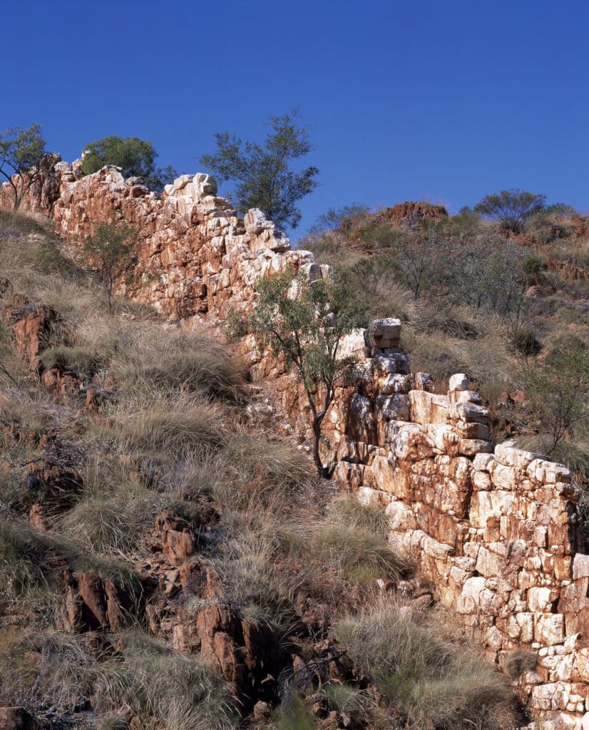 The Quartz China Wall at Halls Creek